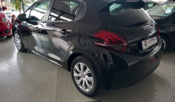 PEUGEOT 208 full